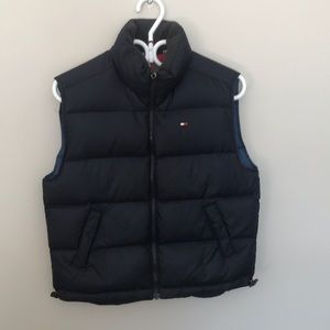 Tommy Hilfiger navy puffer sleeveless jacket